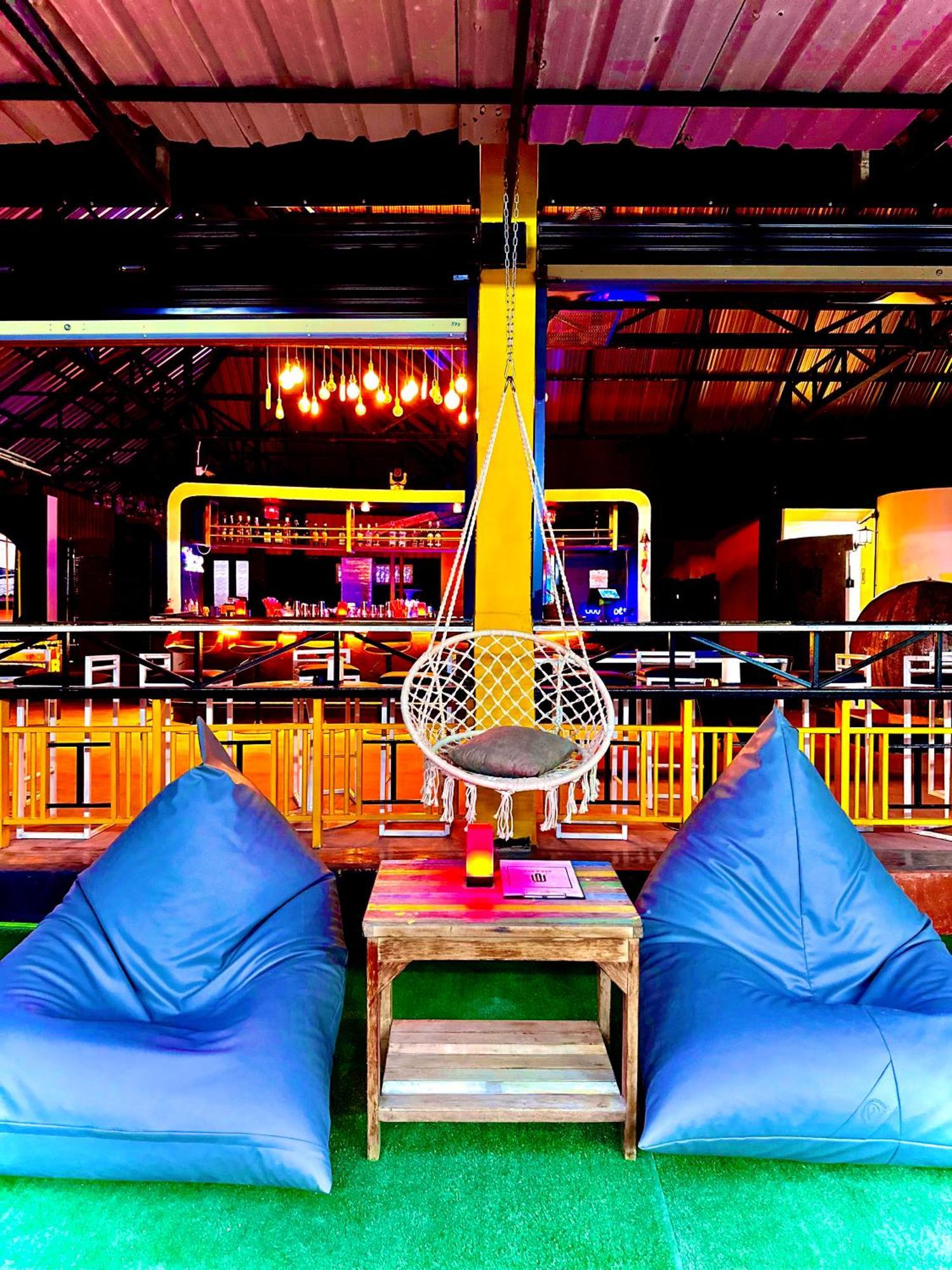 Mbar Hostel Хад-Рін Екстер'єр фото